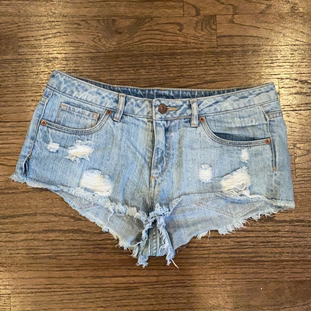 Denim blue jean mini shorts distressed US 6